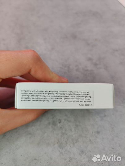 Кабель Apple USB-C Lightning