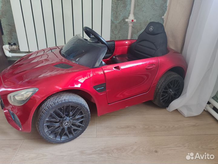 Детский электромобиль