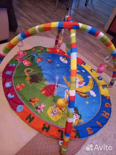 Развивающий коврик