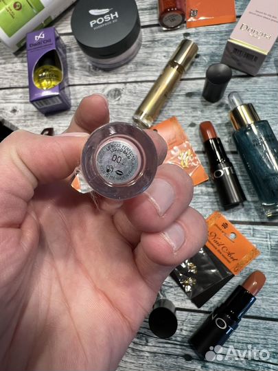 Набор косметики Givachy Note макияж маникюр