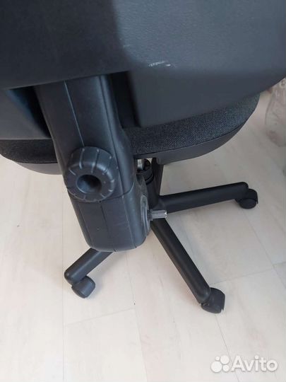 Компьютерное кресло