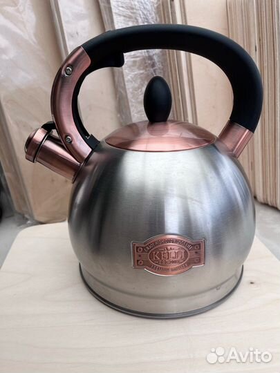 Чайник из нержавеющей стали