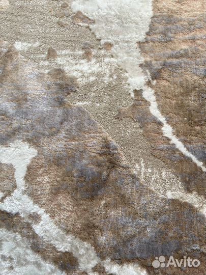 Ковер новый 1,6*2,3