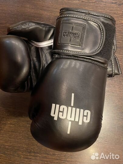 Боксерские перчатки clinch fight 12oz