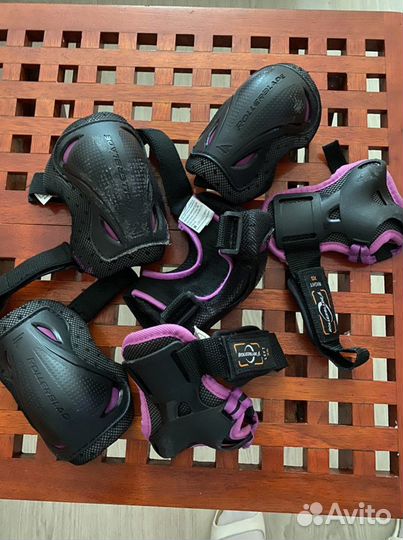 Коньки роликовые девочковые с полным набором защит