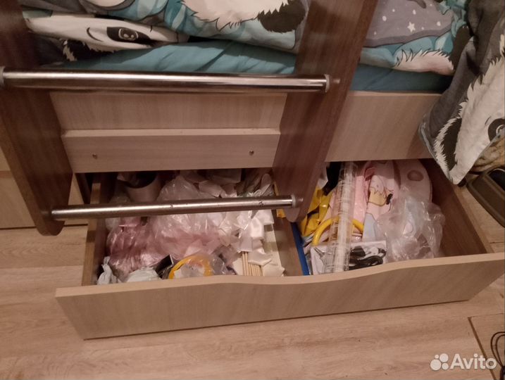 Кровать с матрацами. Самовывоз