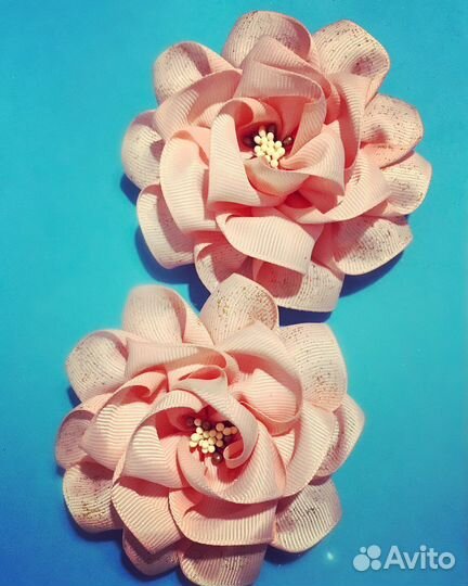 Резинки и заколки для волос