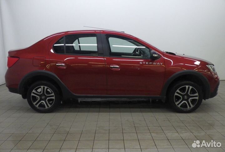 Renault Logan Stepway 1.6 CVT, 2019, 10 503 км