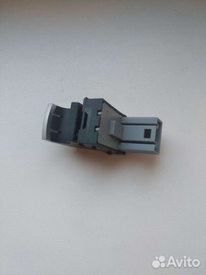 Кнопки стеклоподъемников VW Passat