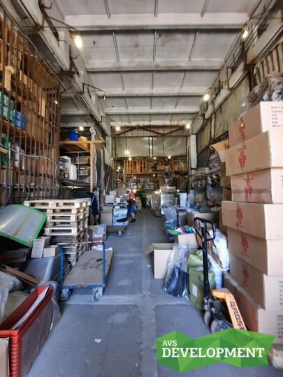 Складское помещение 564.8 м²