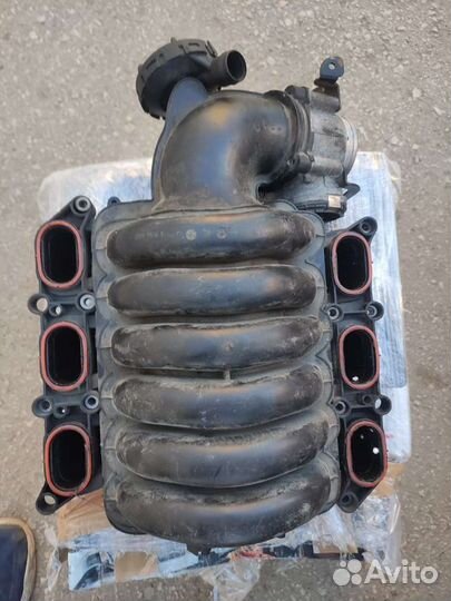 Коллектор впускной Ауди 3.2