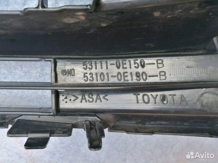 Решетка Toyota Highlander 50