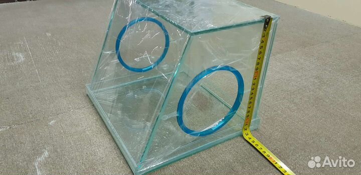 Экран ювелирный. Стеклобокс