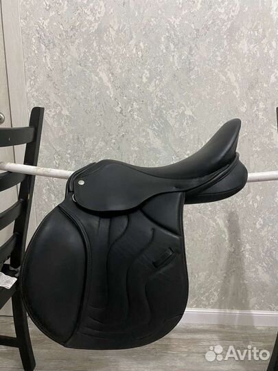 Конкурное седло Гермида