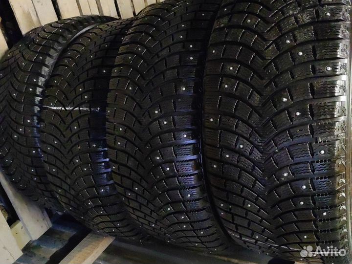 Michelin Latitude X-Ice North 285/60 R18