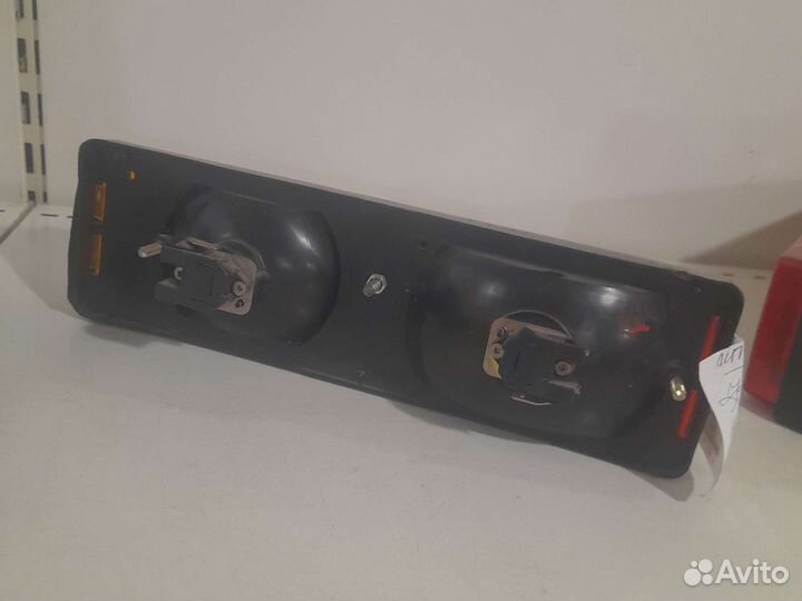 Фонарь задний