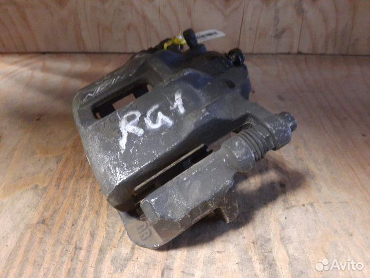 Суппорт передний правый Honda Stepwgn RG1 K20A