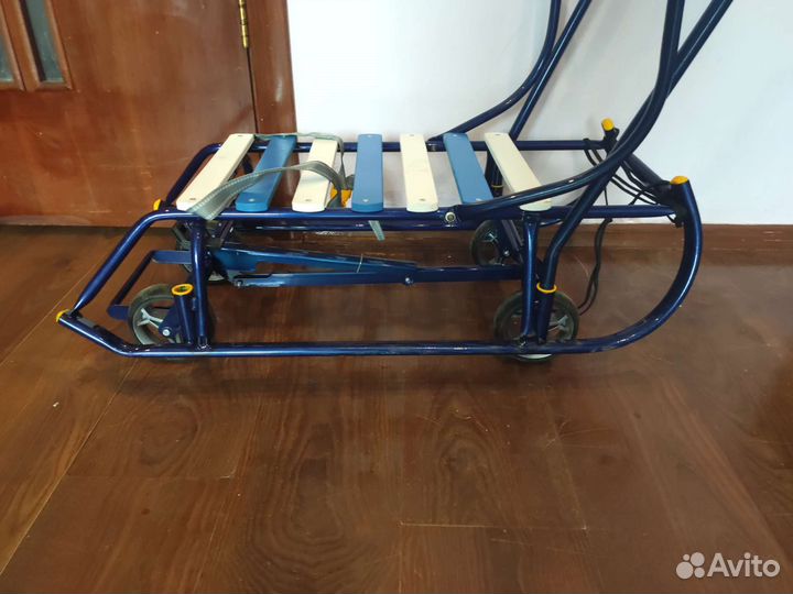 Детские санки с колесами