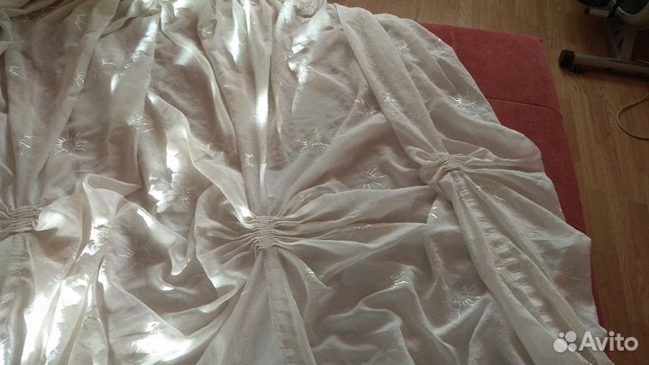 Тюль ванильного цвета с шитьем