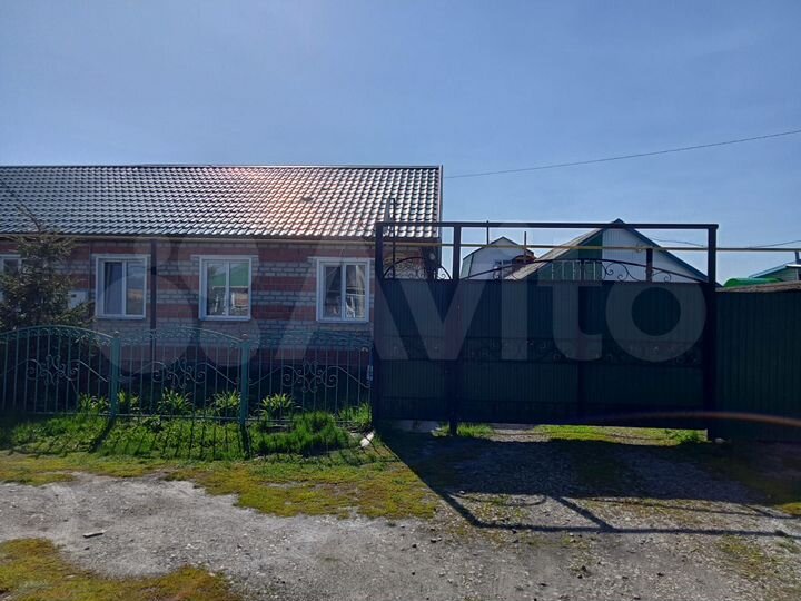 3-к. квартира, 52,4 м², 1/1 эт.
