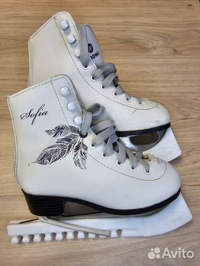 Коньки фигурные 30 размер