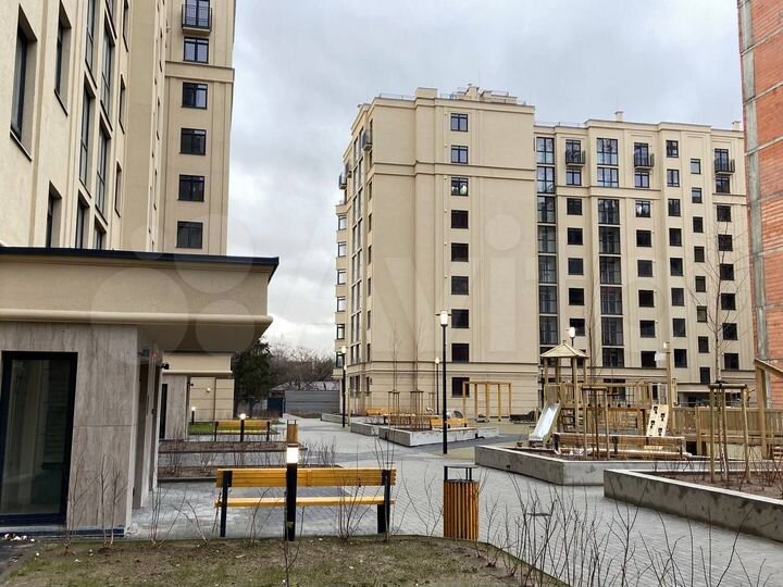 2-к. квартира, 69,4 м², 9/9 эт.