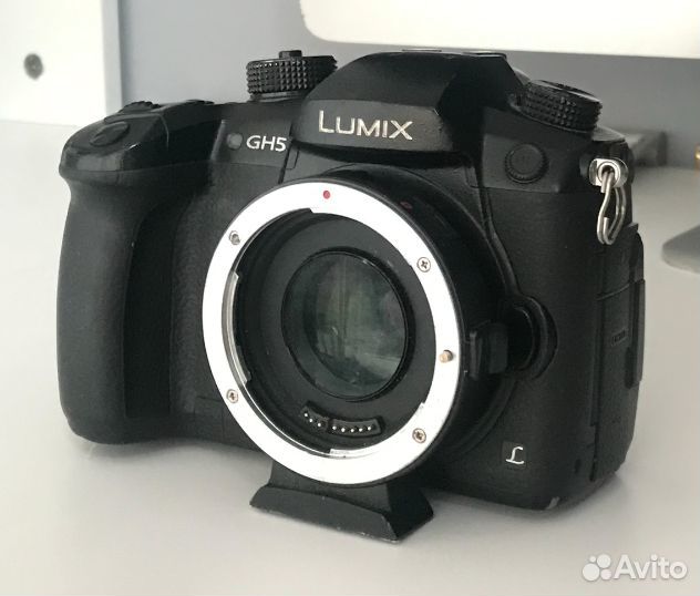 Panasonic Lumix DC-GH5