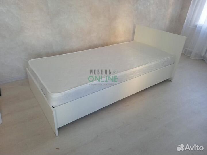 Кровать односпальная новая