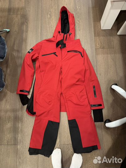 Горнолыжный костюм