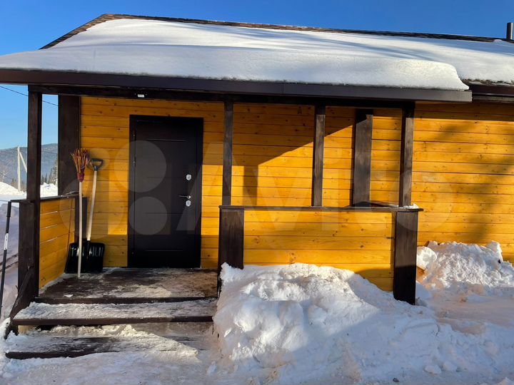 Коттедж 140 м² на участке 12 сот.