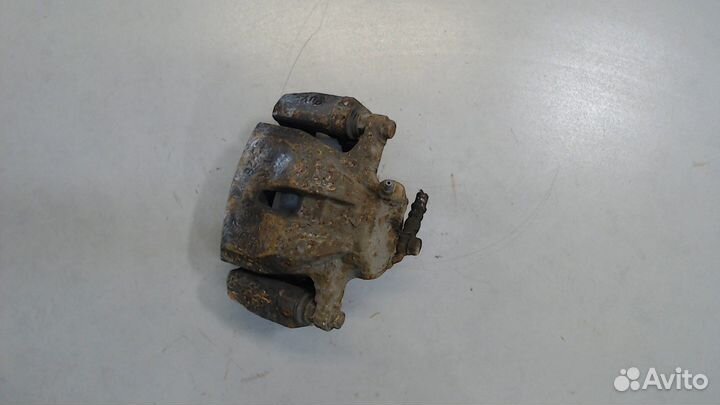 Суппорт Toyota RAV 4, 2006