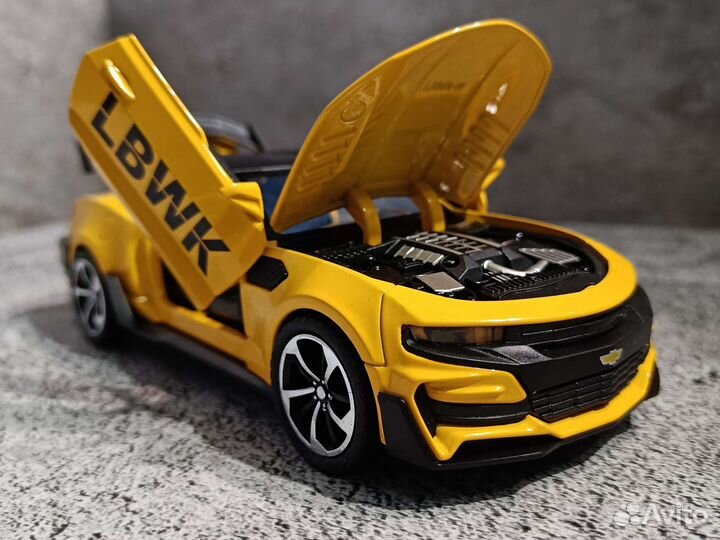 Модель Chevrolet Camaro с Имитацией выхлопа