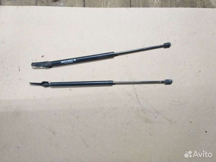 Passat b3 богажника упоры амортизаторы