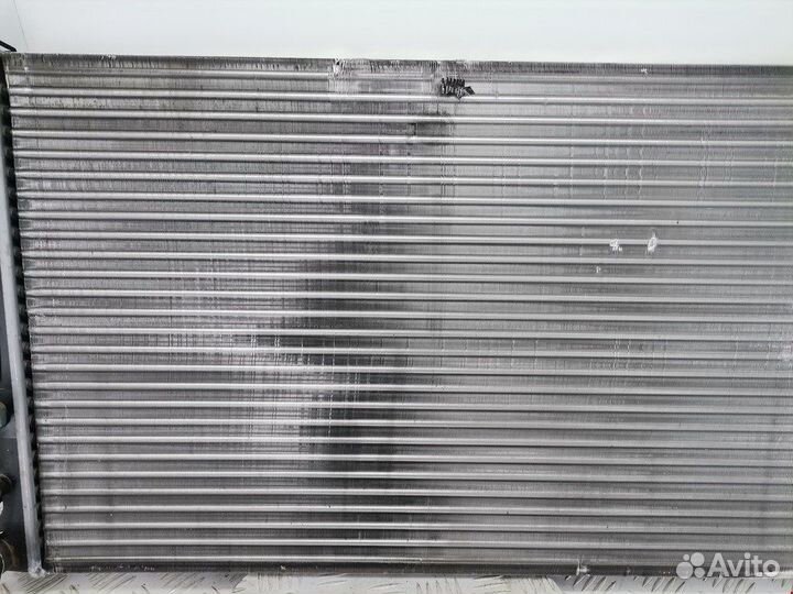 Радиатор основной для Volkswagen Golf 4 1J0121253N