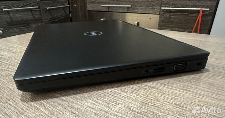 Рабочий ноутбук Dell Laititude 5480