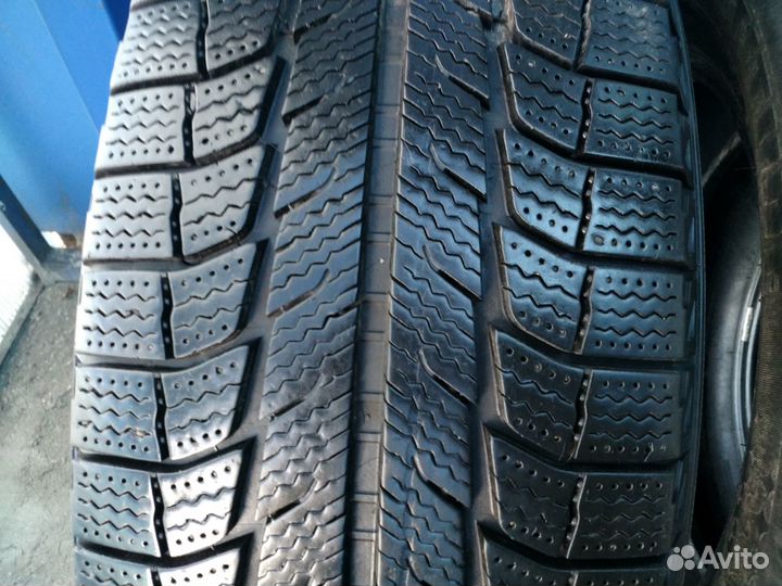 Michelin X-Ice 2 225/65 R17