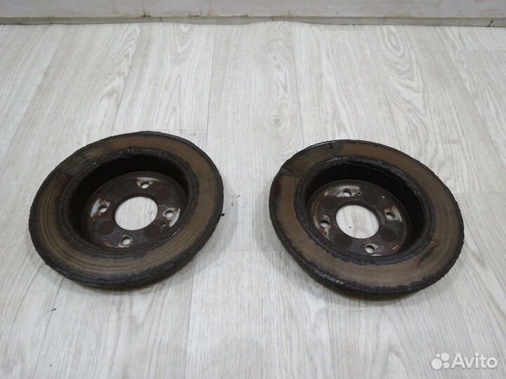 Тормозной диск задний Kia Rio 3