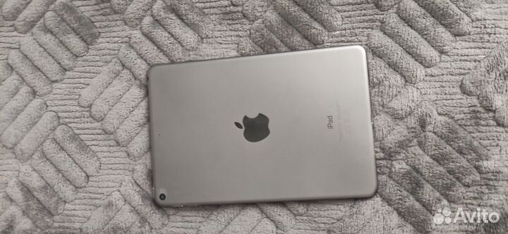 Продам iPad mini 5