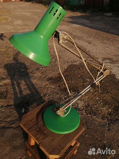 Лампа настольная зеленая СССР