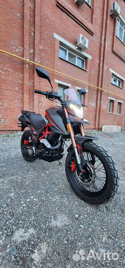 Avantis Tourist 250