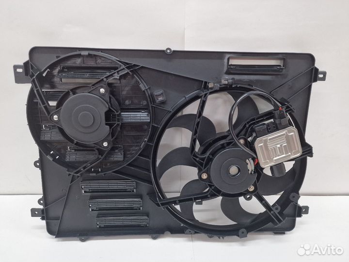 Вентилятор Land Rover Freelander 2 LR044833