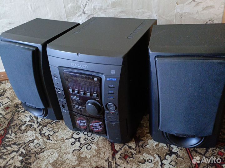 Музыкальный центр