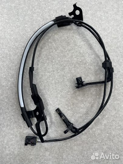 Датчик ABS передний левый Toyota Camry V70