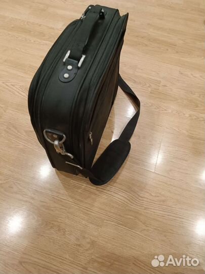 Чемодан для ноутбука