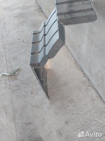 Крыло брызговик переднее левое MAN