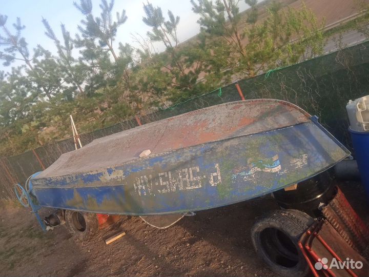 Продам мотолодку