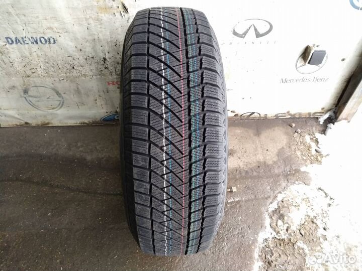 Continental ContiVikingContact 6 SUV 225/75 R16 108T