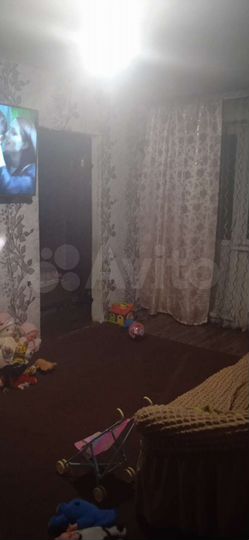 3-к. квартира, 50 м², 5/5 эт.