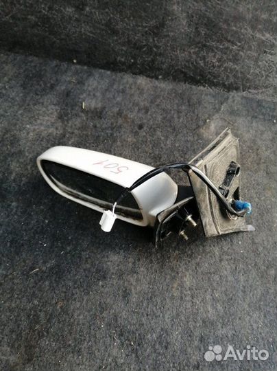 Зеркало левое Toyota Ist NCP60