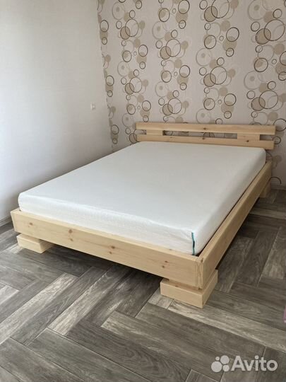 Мебель из поддонов, палет и натурального дерева